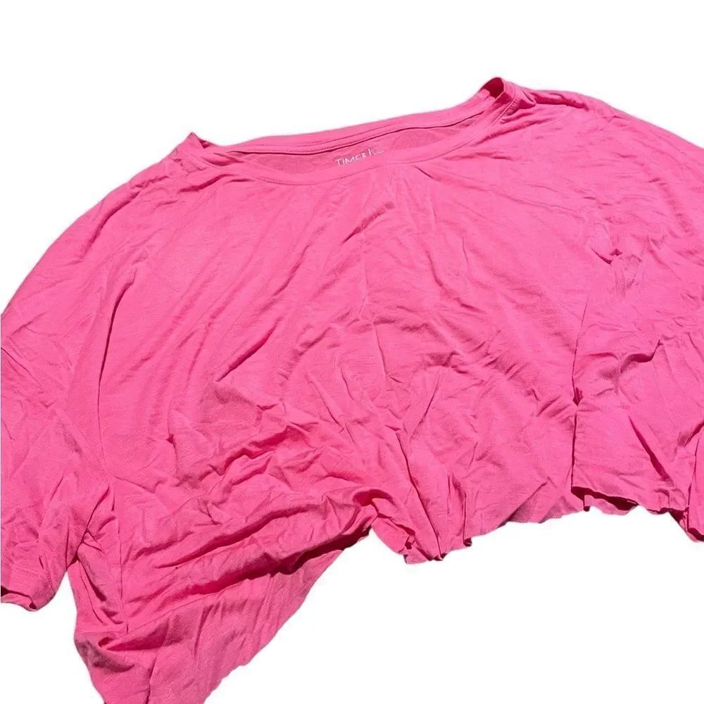 Time and Tru size XXl cropped tee Bright Pink Short Sleeve Tee like new